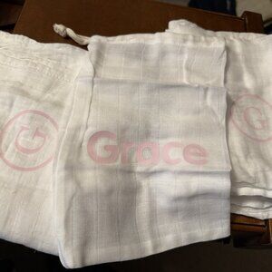 Personalized Muslin Cotton burp cloths name "Grace" or initial "G"